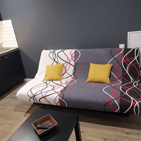 Studio Cosy Au Pied Du Metro Flachet Вийёрбан Экстерьер фото
